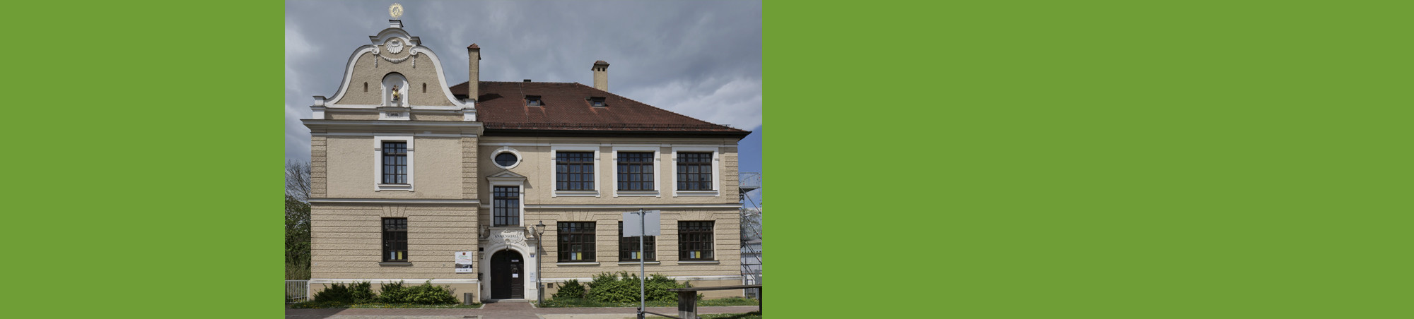 Außenansicht Alte Knabenschule Mainburg