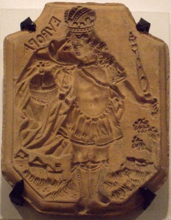 Symbolfigur König mit Zepter und Reichsapfel steht für Europa